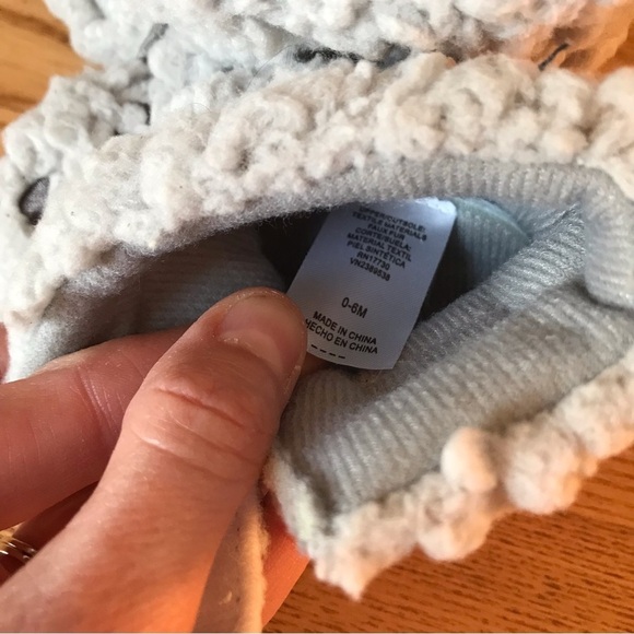 Booties soft soled 0-6 month shoes booties gray animal gift faux fur Robeez stri - Picture 9 of 9